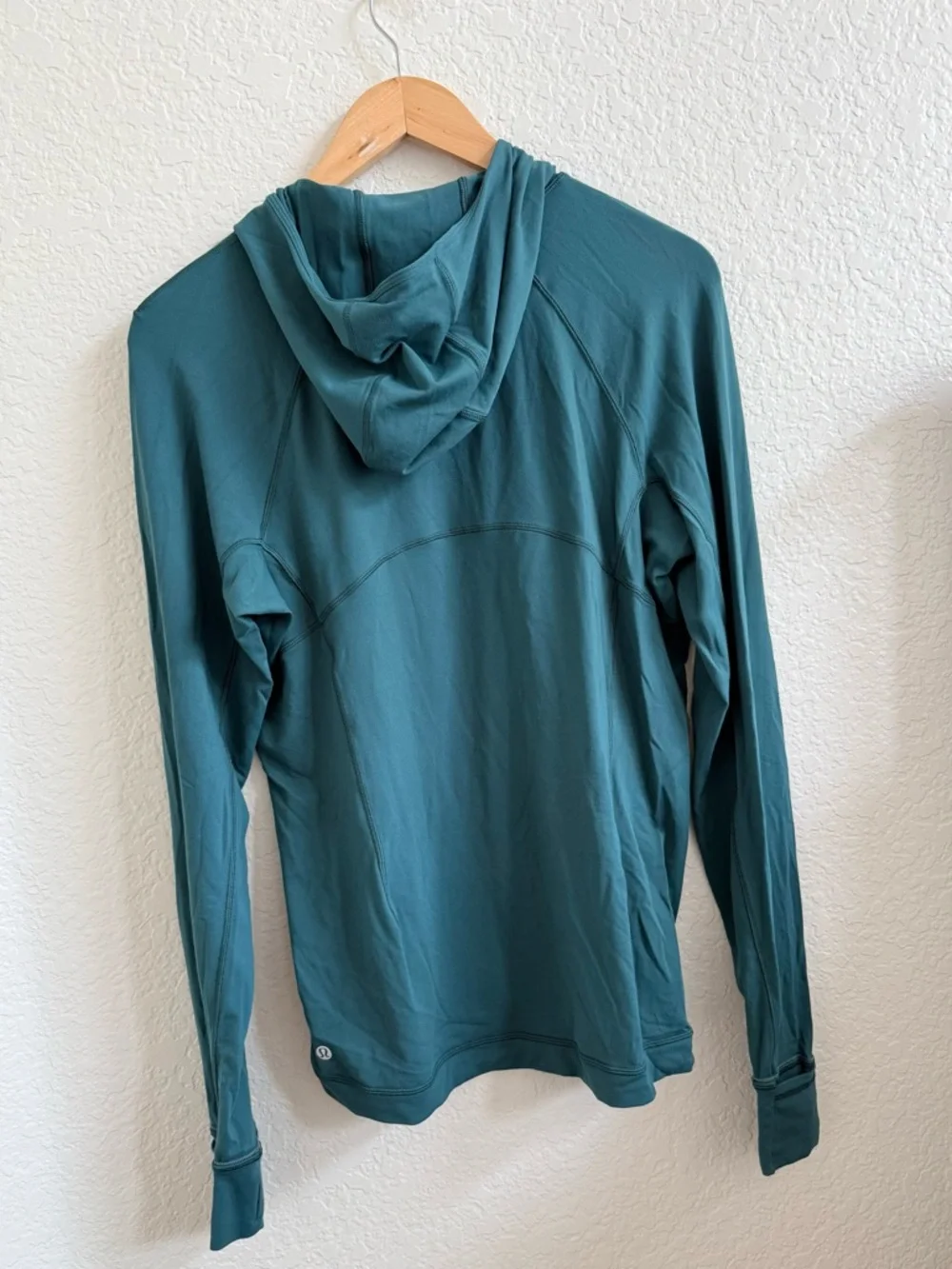Lululemon it’s Rulu Teal Green Blue Long Sleeve Hooded‎ Top Shirt 12